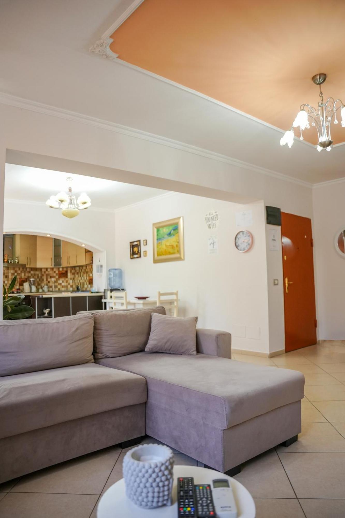 Tirana Centre Lions Gate 1 Apartment Ngoại thất bức ảnh