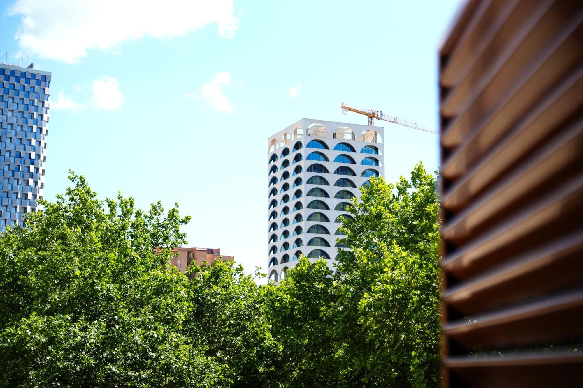 Tirana Centre Lions Gate 1 Apartment Ngoại thất bức ảnh